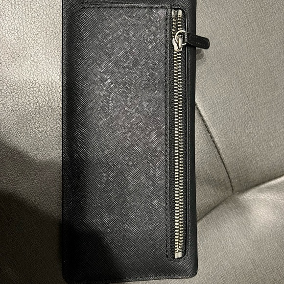 Michael Kors Wallet - Picture 5 of 5